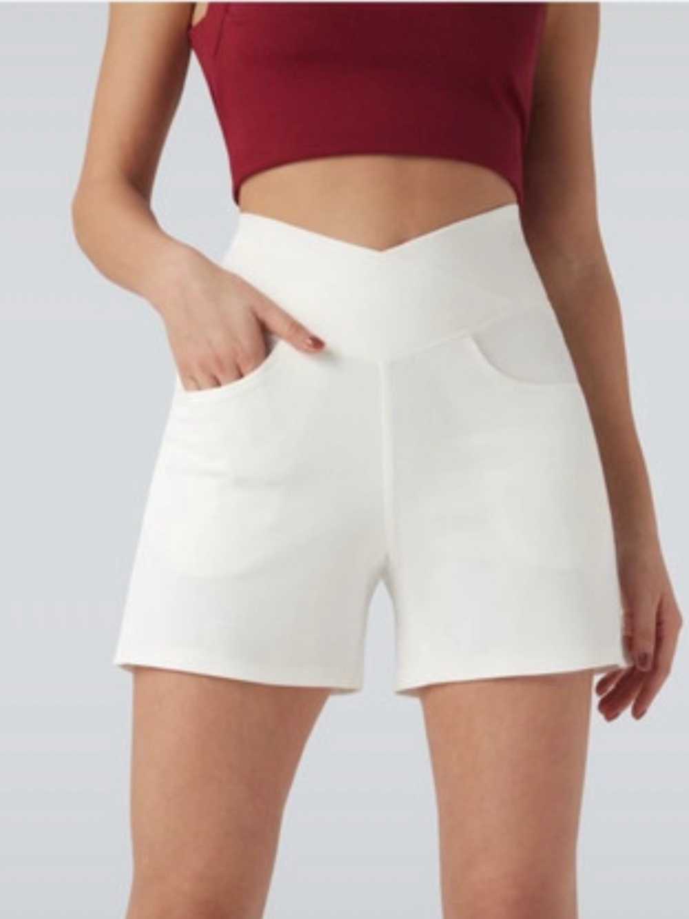 HALARA White High‑Waist V‑Waist Pocket Women’s Shorts